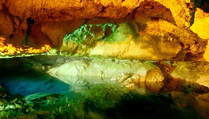 زیبا ترین غارهادر آنتالیا